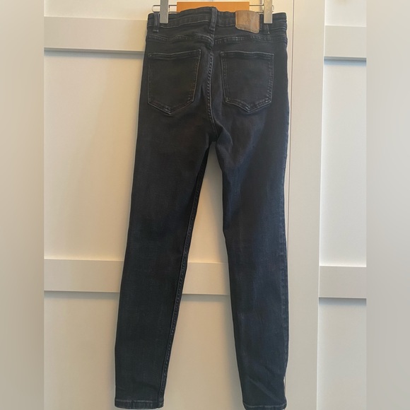 Zara High Waisted Denim - Picture 4 of 7